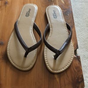 Size 8 flip flops